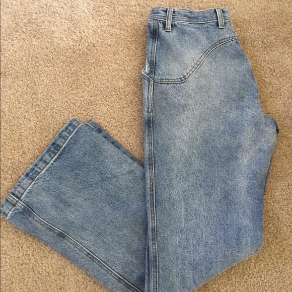 Brandy Melville Mid Rise Flare Lori 